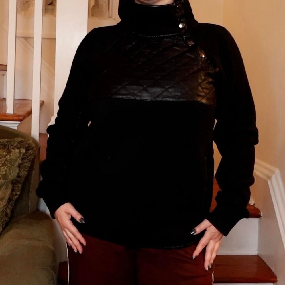 Abercrombie & Fitch Fleece Asymmetrical Faux Leather Quilted Sz Small Pullover